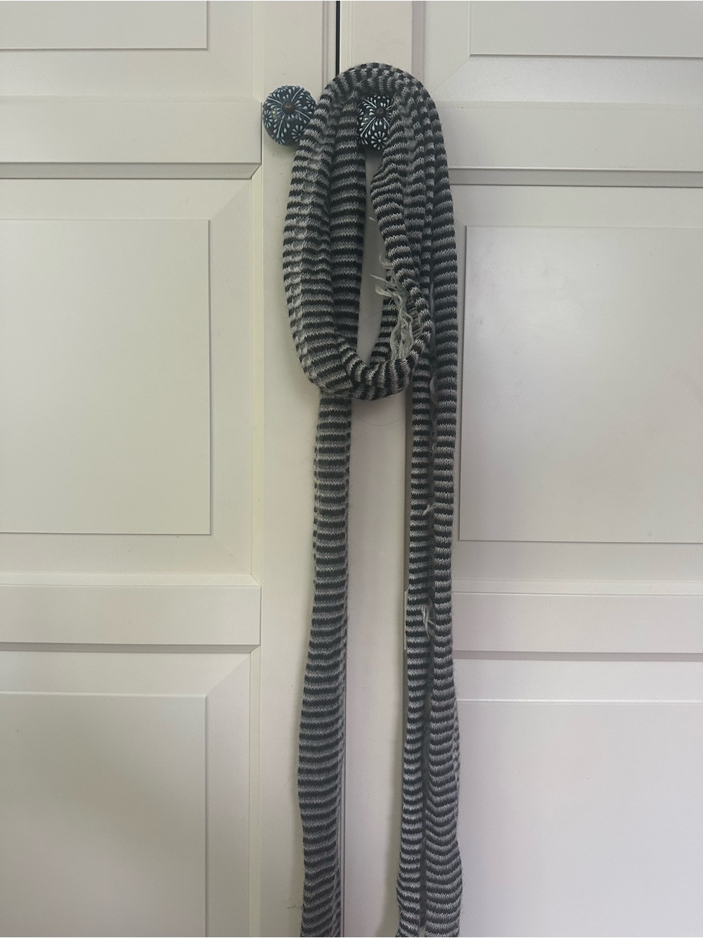 KUNA Skinny Scarf
